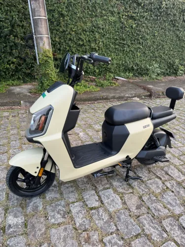 Moto elétrica