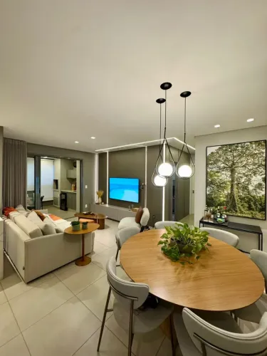 Edifício Bravie  Apartamento com 105m², bem distribuído, iluminado e com ambientes aconche