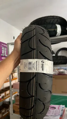 Pneu traseiro maggion sportissimo 130/70 17 fz15 R15 fz25 cb300 cb Twister fazer 250