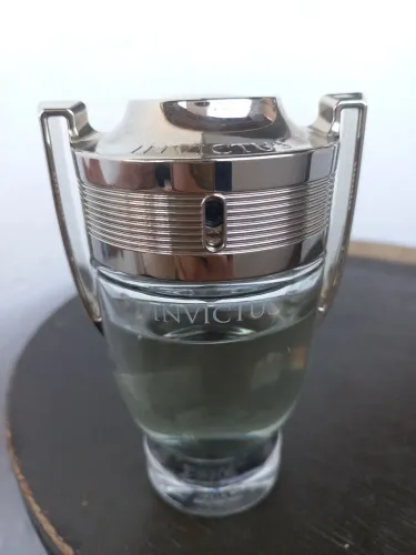 Perfume invictus