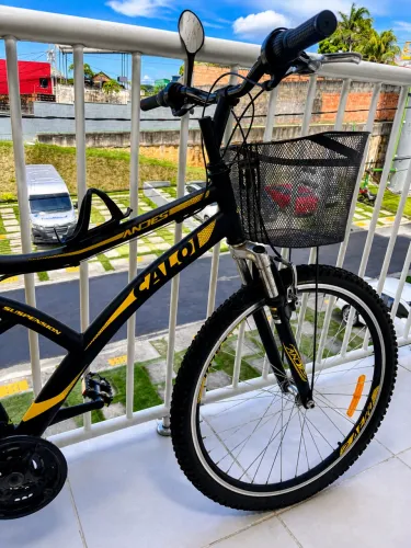 BICICLETA CALOI ARO 26 COM ACESSÓRIOS R$1.050