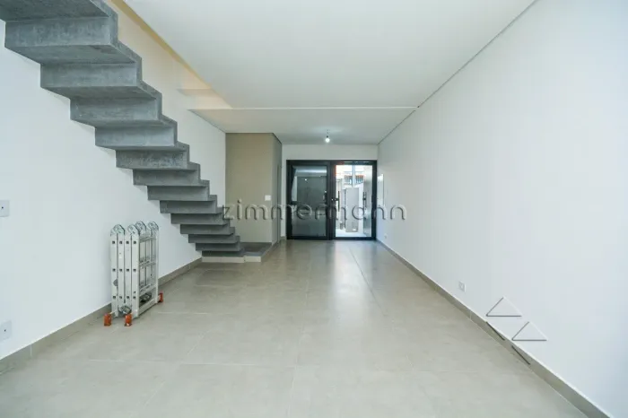 CASA DE VILA NA POMPEIA 2 SUÍTES 1 VAGA