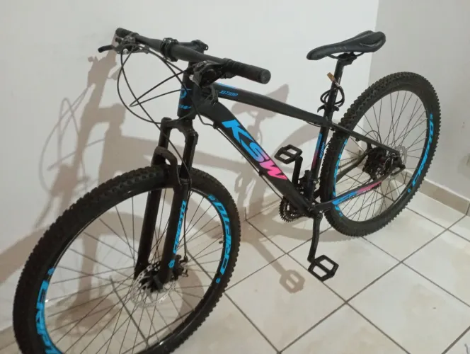 Bicicleta Aro 29 Ksw Xlt 100 24 Marchas Alumínio Preto/rosa/azul 17