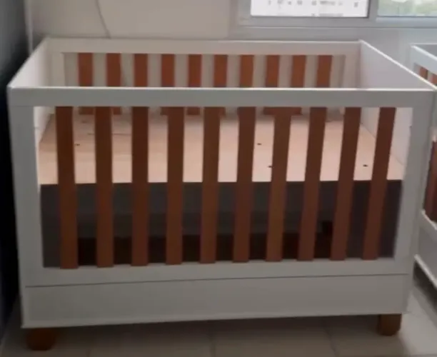 BERÇO 2em1 COM COLCHÃO EUROBABY