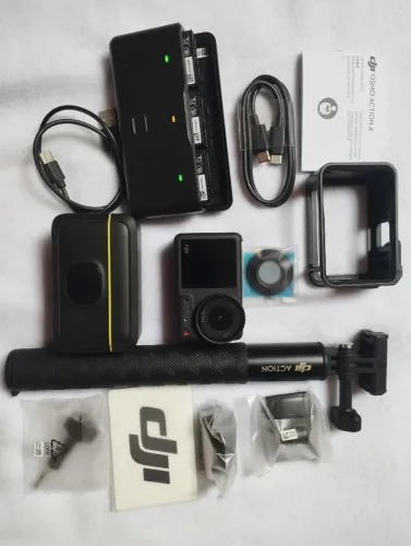 DJI Osmo Action 4 Adventure Combo + 128GB