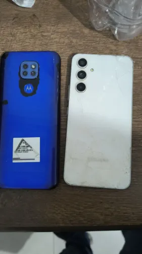 Galaxy A54 e MotoG9 Play (não ligam)