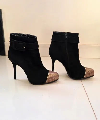 Bota original Santa Lolla Couro Camurçado. n. 37