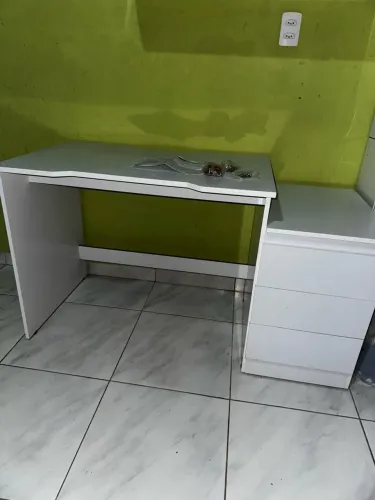Mesa gamer, mouse atrack shark, e controle