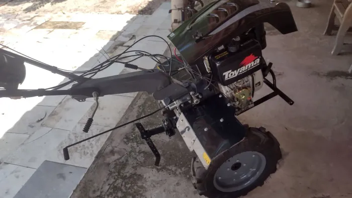 Motocutivador Toyama 11hp