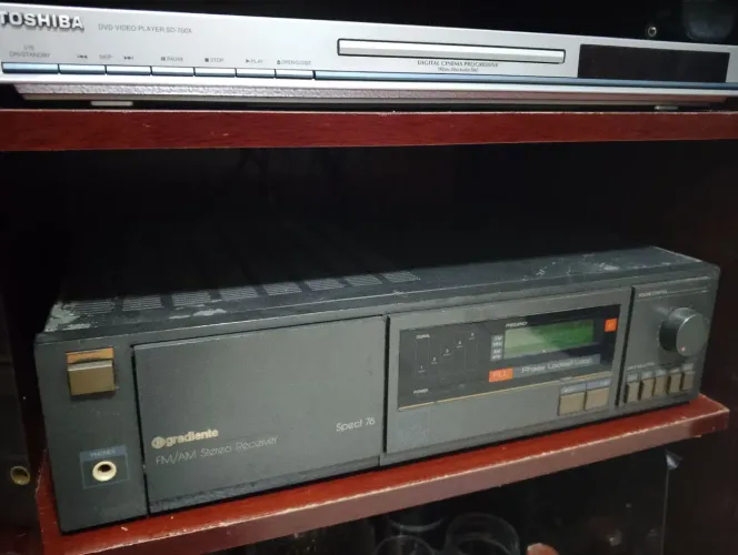 Receiver speed 76