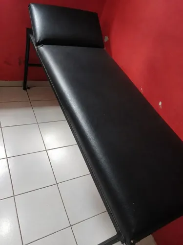 Vende-se maca em ótimas condições