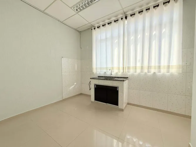 Apartamento com 1 dormitório para alugar, 20 m² por R$ 1.331,92/mês - Centro - Guararema/S