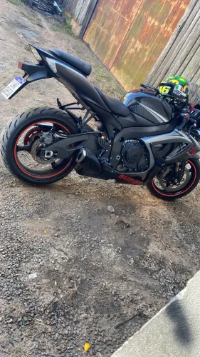 Vendo ou troco Srad 750 chave casa ou ap Hípica