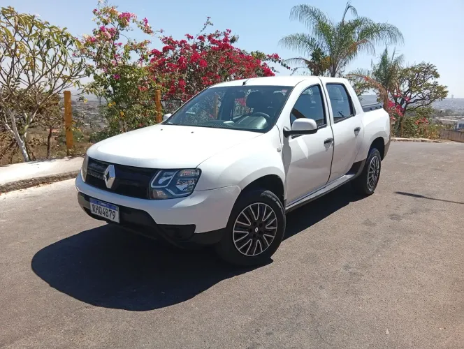 Renault Duster Oroch Exp. 1.6 Hi-flex 16V Mec. 2022