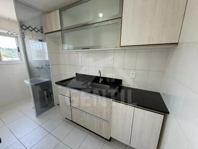 Apto no Portal dos Ipês: 2 Dorms, Sacada, Andar Alto e Planejados - Pacote R$ 2.600