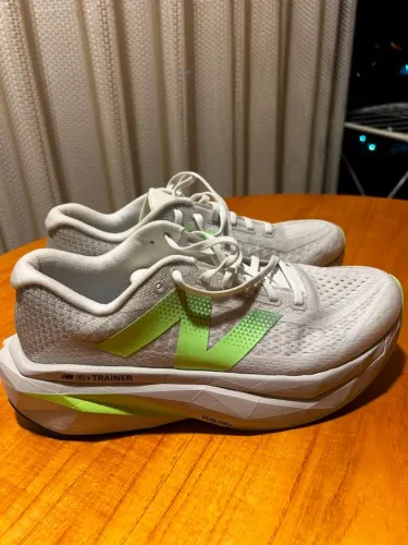 Tênis New Balance FuellCell SuperComp Trainer V3