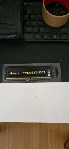 Memória RAM DDR4 8gb Corsair - às vezes dá vídeo, às vezes não