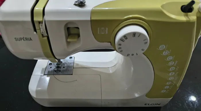 Máquina de Costura
