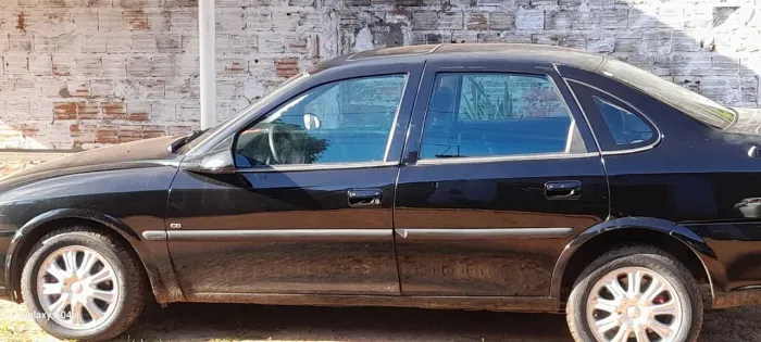 Chevrolet Vectra CD 2.2 16V / 2.0 16V Mec./aut. 1997