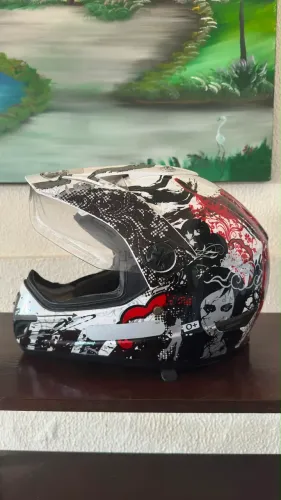 CAPACETE