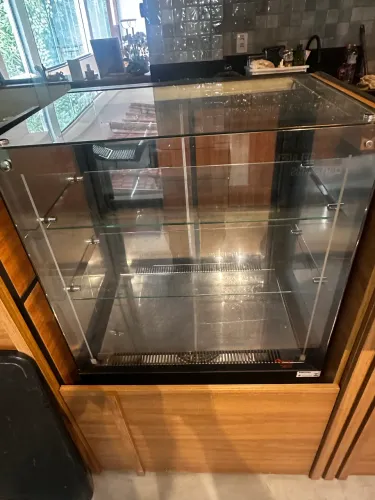 Vitrine expositora refrigerada