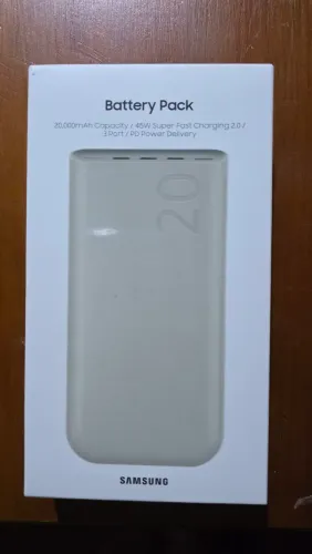 Bateria Externa Power Bank Samsung 20.000mAh 45W - 3 Portas USB-C (Bege)