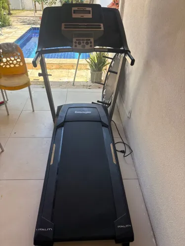 Esteira ergométrica Vitale semiprofissional 