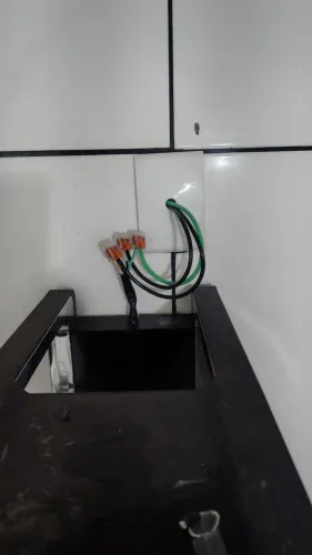 Serviços de reparos e instalação elétrica residencial, comercial.... 