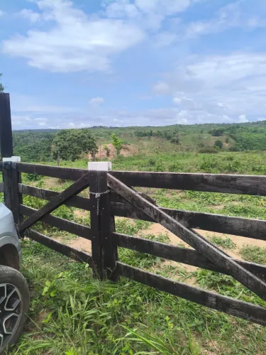 SÍTIO PASTO FORMADO  E CERCADO