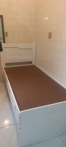 Cama Solteiro com Compartimento