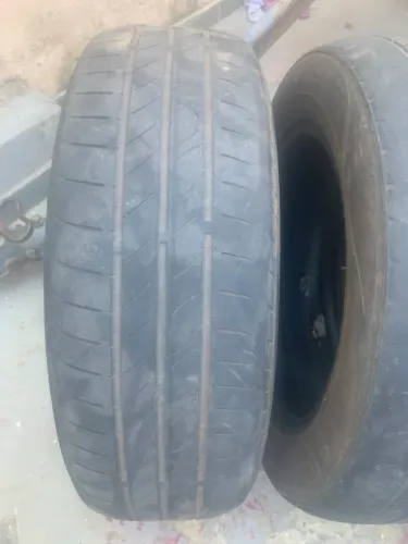 4 pneus usados 185/65/15 continental tudo por 200 reais