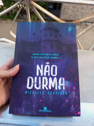 LIVRO 'NÃO DURMA' de MICHELLE HARRISON