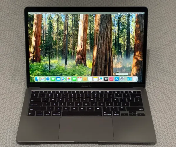 MacBook Air M1 8GB 256GB SSD 13 polegadas Retina - Caixa Original