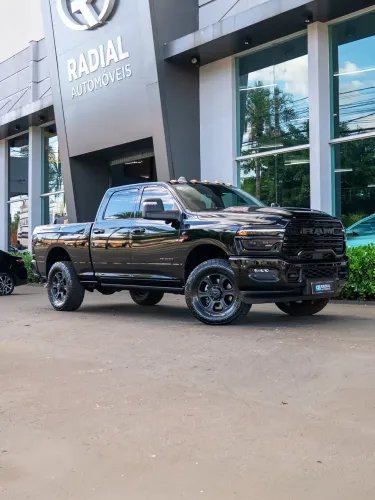 RAM 3500 LARAM.6.7 NIGHT ED.TB CD 4X4 Die. 2026