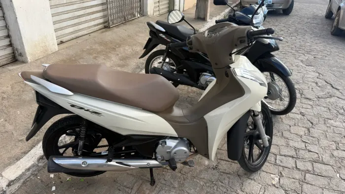 Biz 125 muito nova