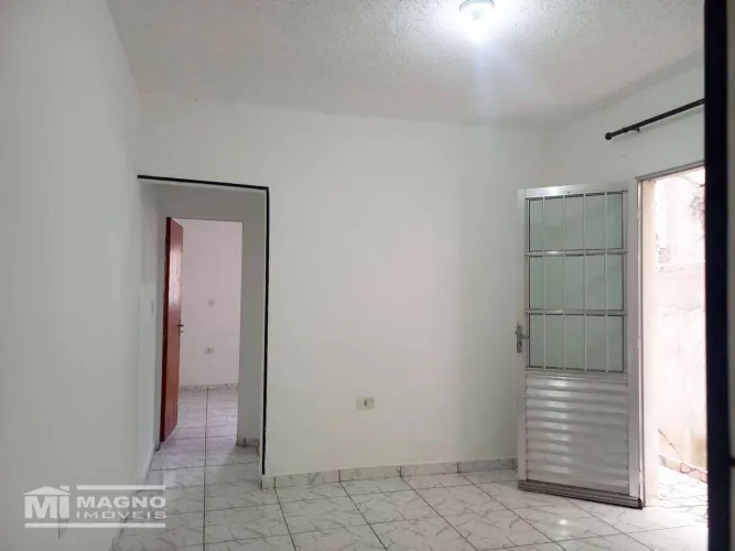 Casa com 1 dormitório para alugar por R$ 1.052,91/mês - Parque Guarani - São Paulo/SP