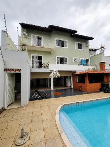 Sobrado com 395m² para Locação no Santa Cruz I em Cuiabá/MT