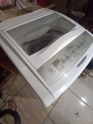 Máquina de lavar 220 v