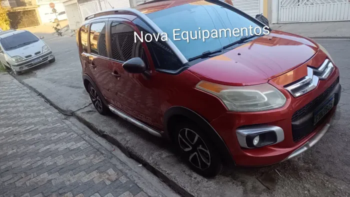 Citroen Aircross GLX 1.6 Flex 16V 5P Aut. 2012