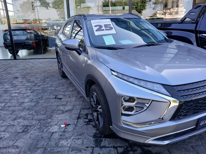 Mitsubishi Eclipse Cross HPE 1.5 16V 165cv AUT 2025
