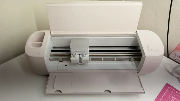 Vendo Cricut Explore 4