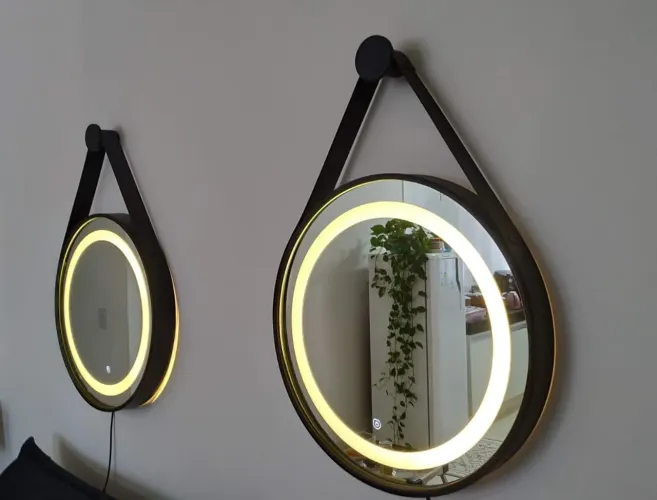 VENDO LINDOS MOVEIS PARA SALÃO OU ESTÉTICA TUDO SEMI NOVO 