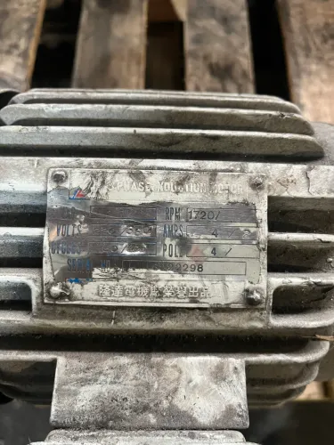 Motor 1 hp trifase 