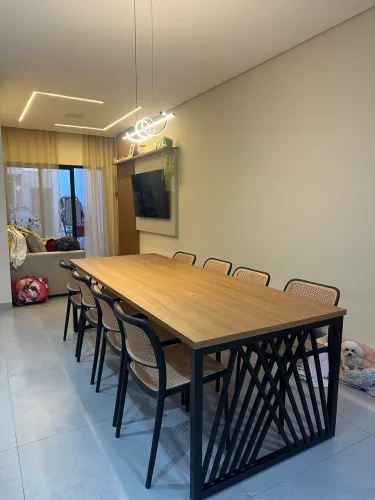 Mesa de jantar 8 lugares