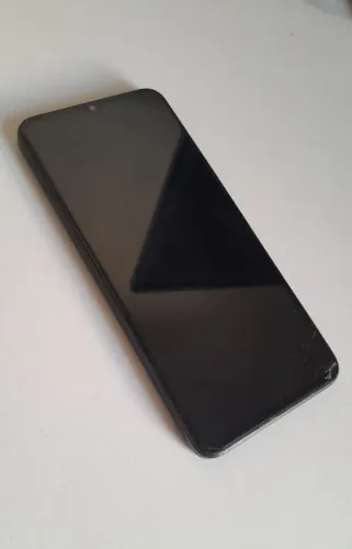 MOTO E13 