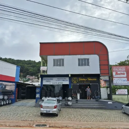 Sala Comercial 51m² Forquilhinhas (Rua Geral)