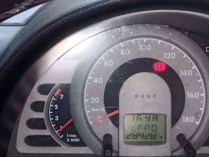 Volkswagen Fox City 1.0mi/ 1.0mi Total Flex 8V 3P 2004