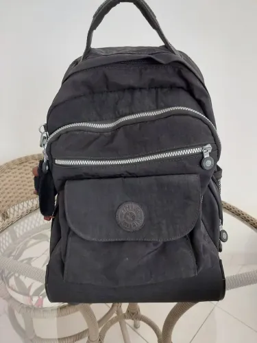 Mochila preta Kipling