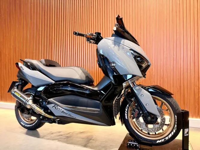 Yamaha XMAX 250 ABS