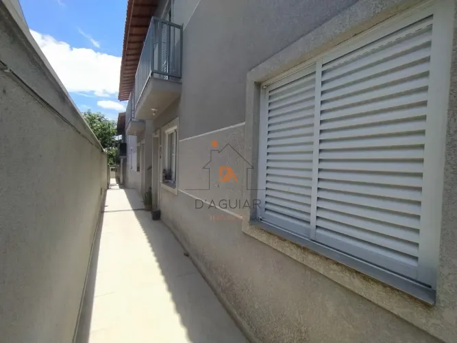 Casa de condomínio para alugar no bairro Parada Inglesa com 1 dormitório e 40 m².